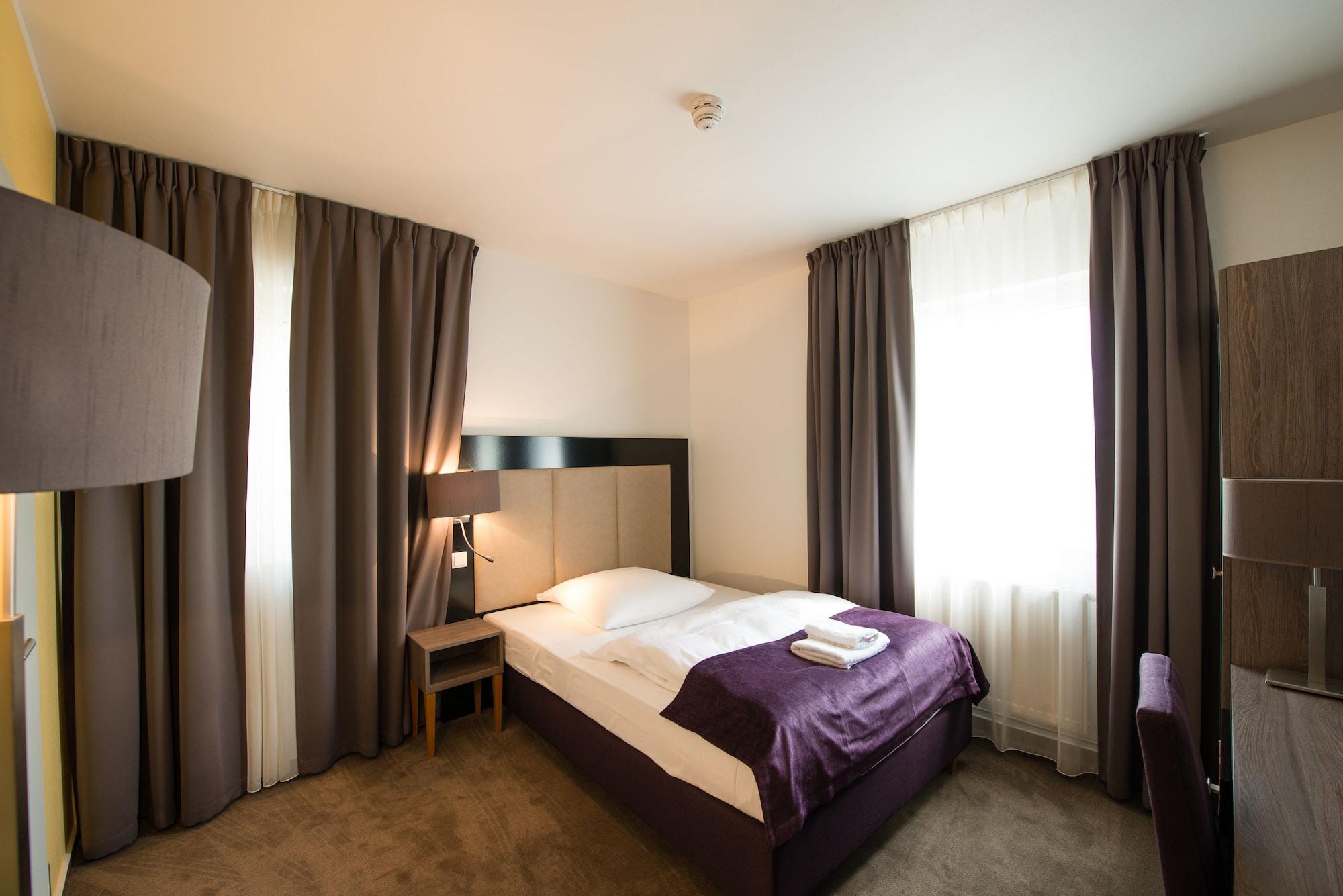 Goethe Hotel Messe By Trip Inn Франкфурт-на-Майне Экстерьер фото